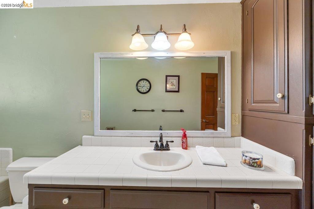 22309 Villas Ln Property Photo 28