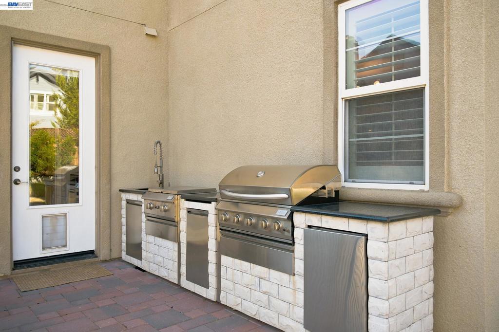 2413 Rees Circle Property Photo 10