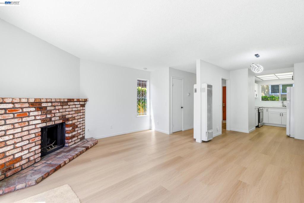 10401 Shaw St 401 Property Photo 8