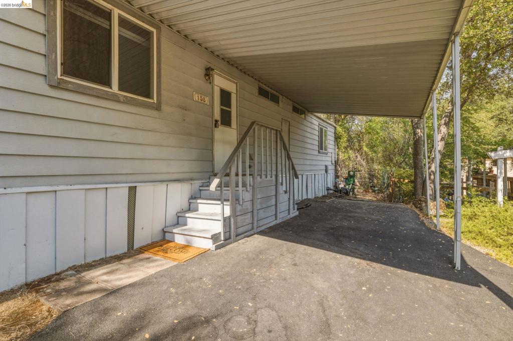 10956 Green St Property Photo 2