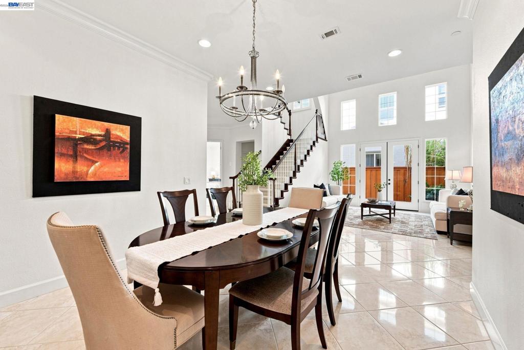 4568 Martin St Property Photo 7