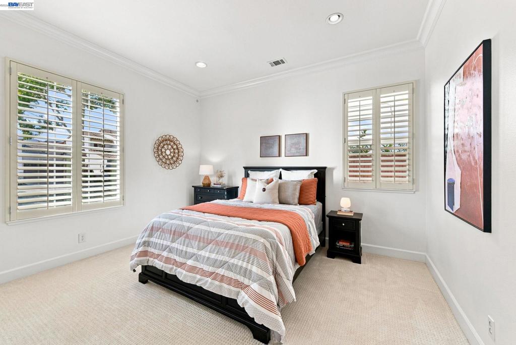 4568 Martin St Property Photo 25