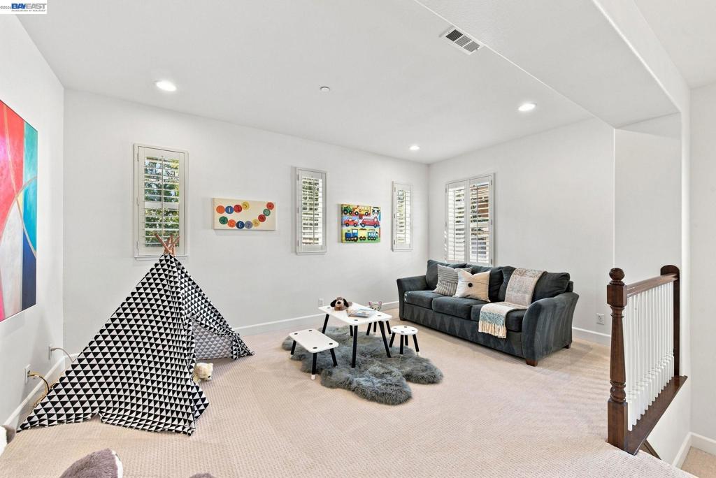 4568 Martin St Property Photo 31
