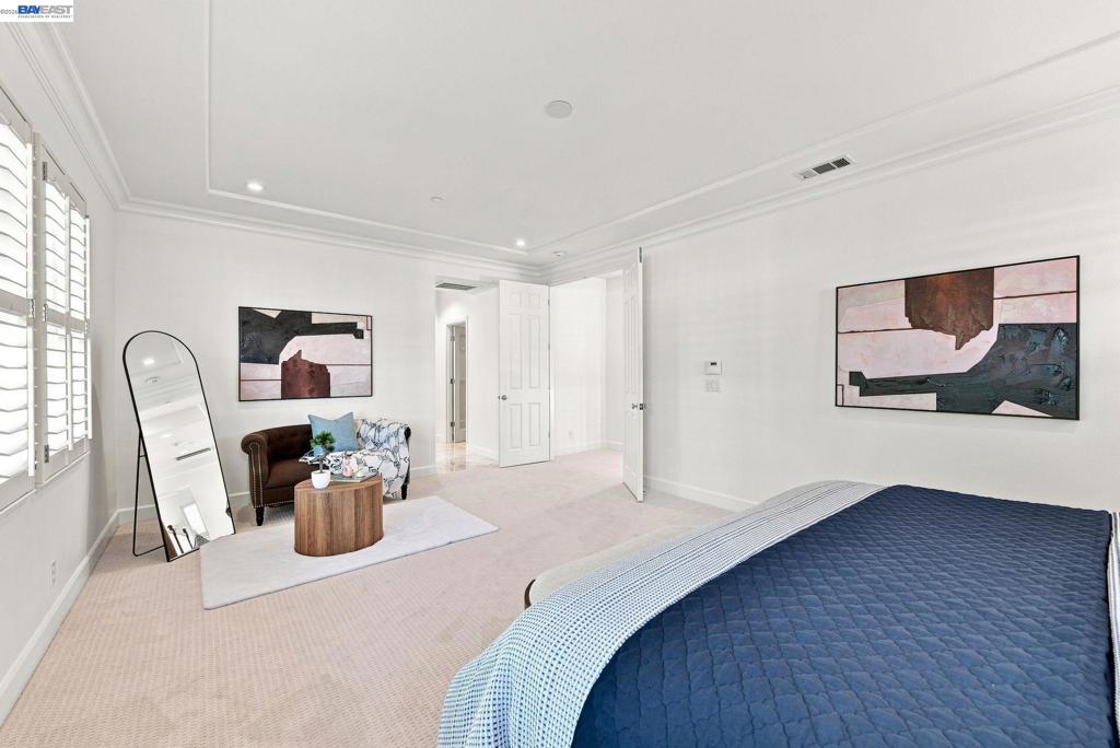 4568 Martin St Property Photo 37