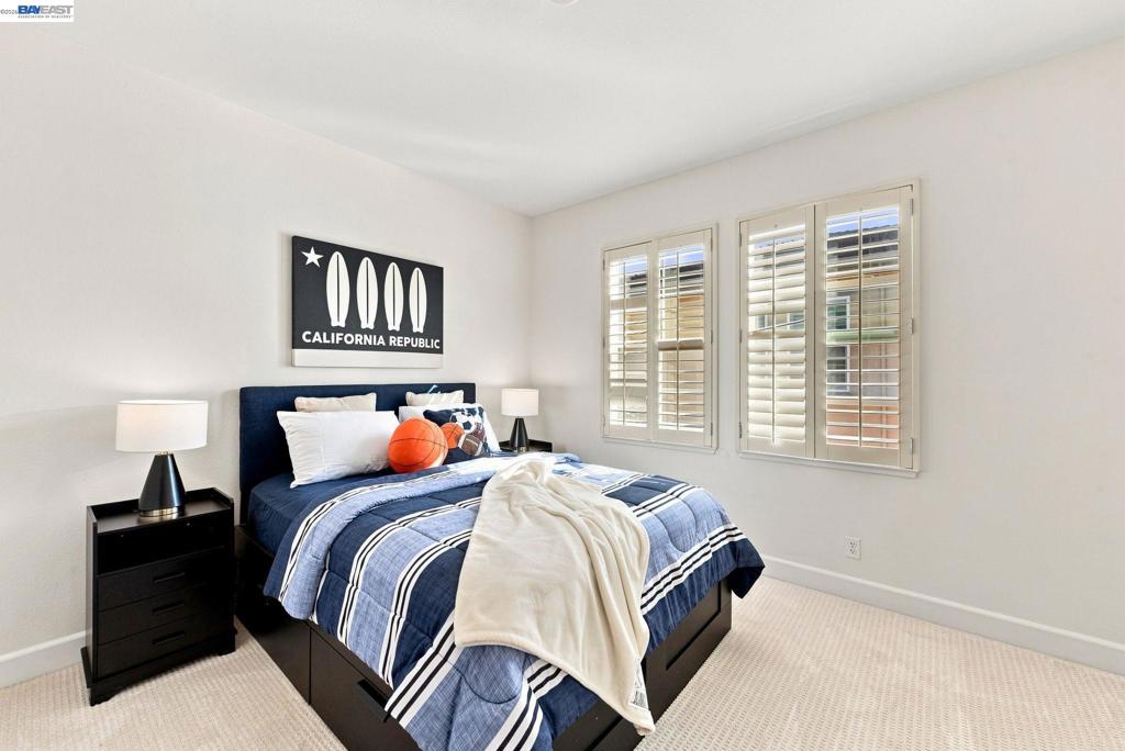 4568 Martin St Property Photo 42