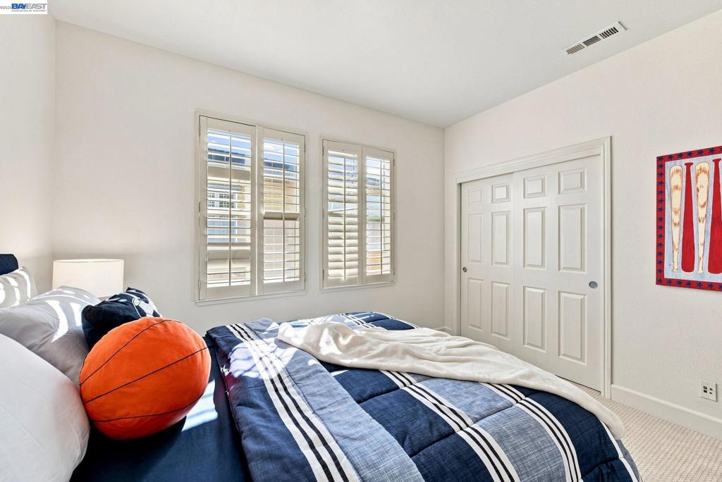 4568 Martin St Property Photo 43