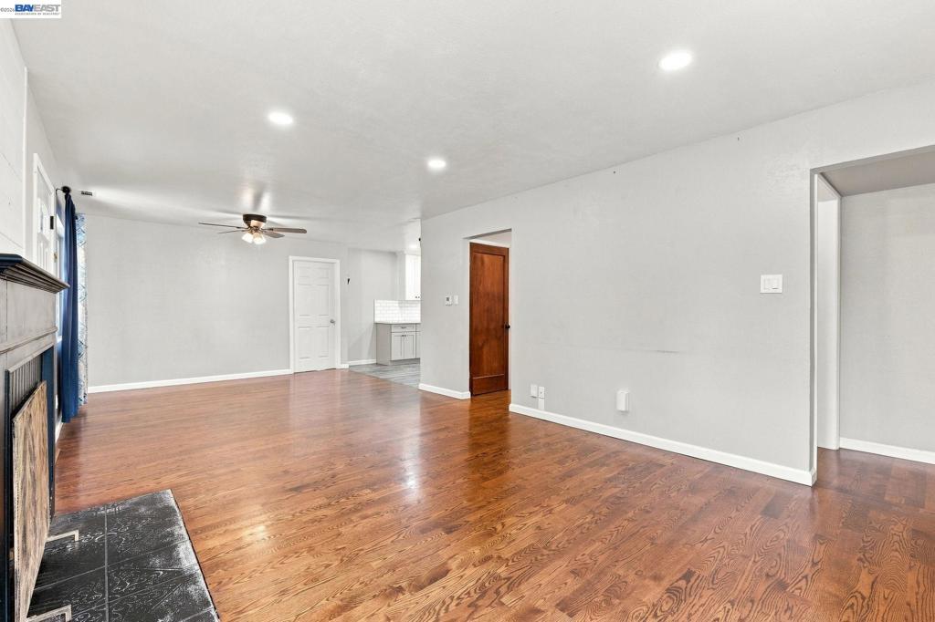 1210 Highland Blvd Property Photo 8