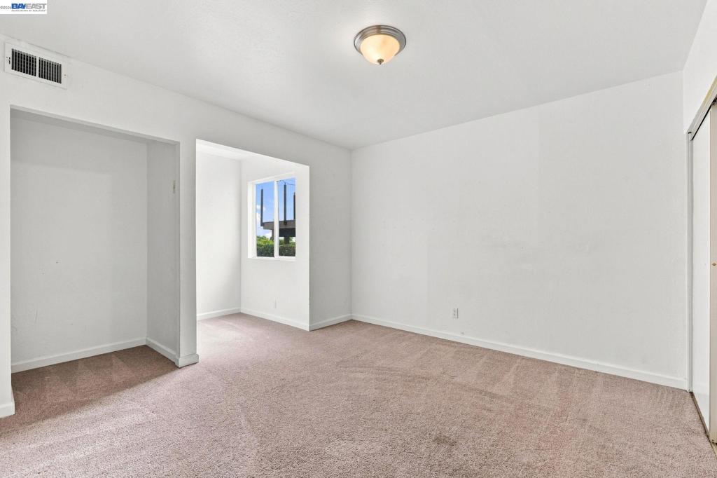 1210 Highland Blvd Property Photo 20
