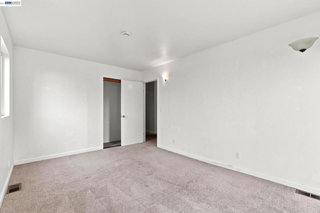 1210 Highland Blvd Property Photo 26