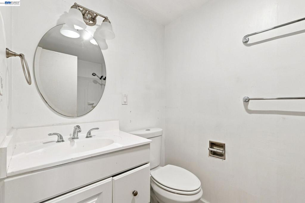 1210 Highland Blvd Property Photo 34