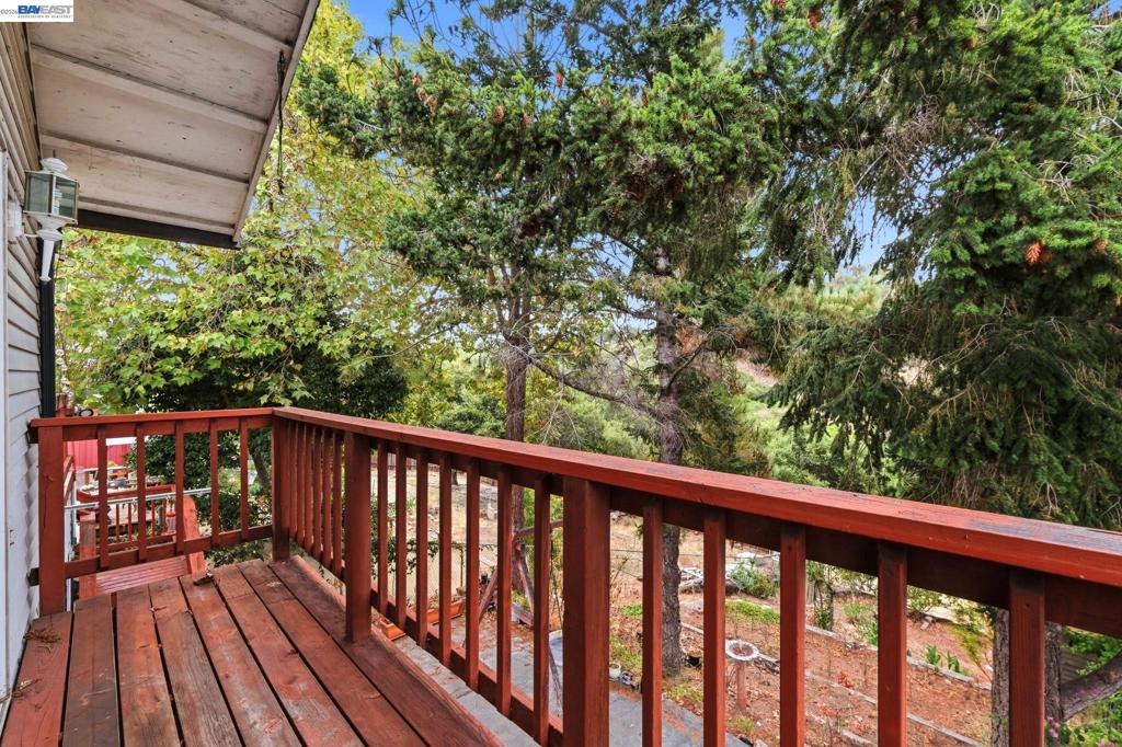 1210 Highland Blvd Property Photo 37