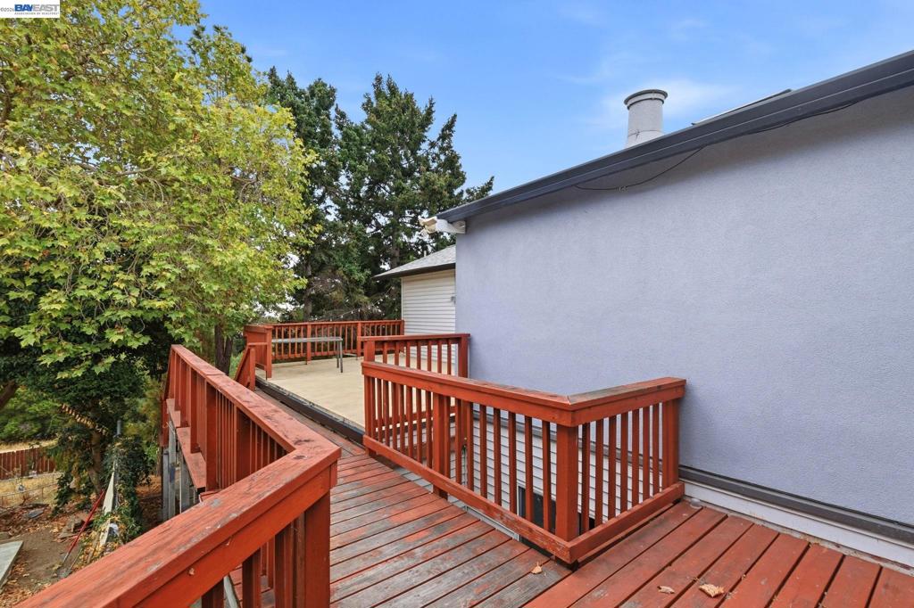 1210 Highland Blvd Property Photo 38