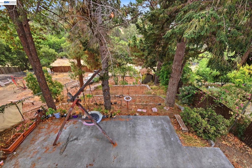 1210 Highland Blvd Property Photo 42