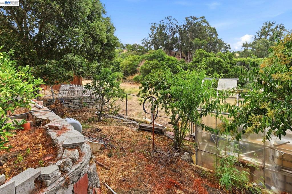 1210 Highland Blvd Property Photo 48