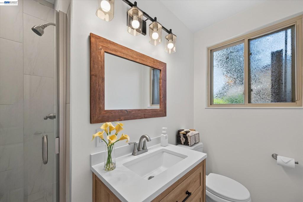 1787 Roxbury Dr Property Photo 26