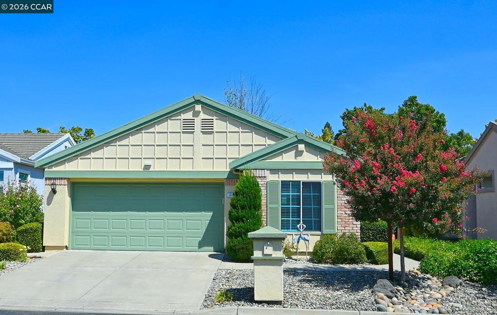 310 Winesap Dr. Property Photo 1