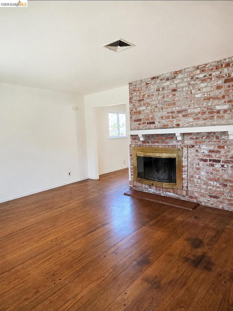 1480 Delwood St Property Photo 6