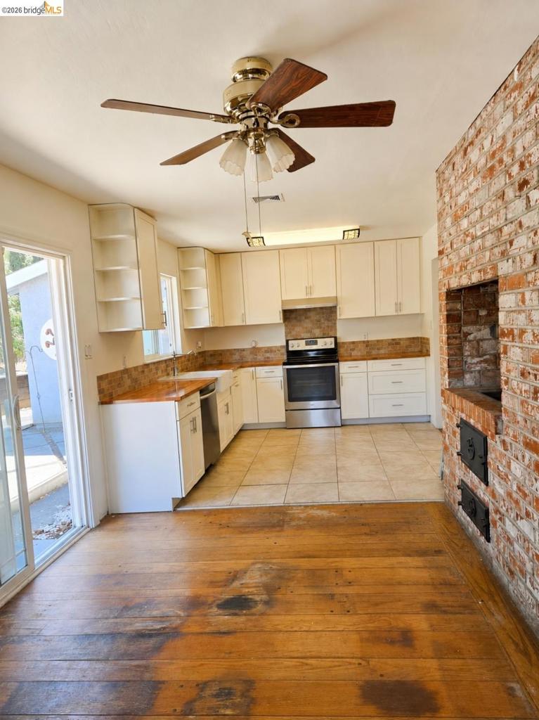 1480 Delwood St Property Photo 7