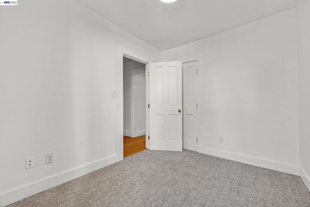 1221 Campbell Property Photo 27