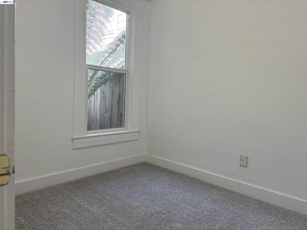 1221 Campbell Property Photo 29