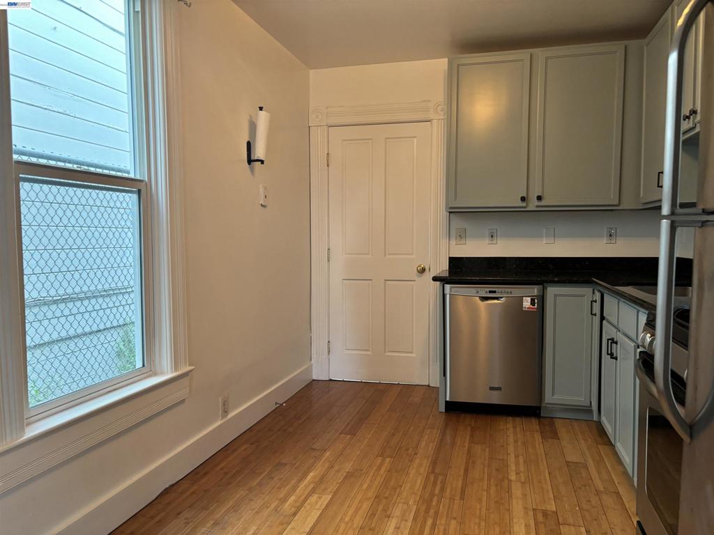 1221 Campbell Property Photo 35