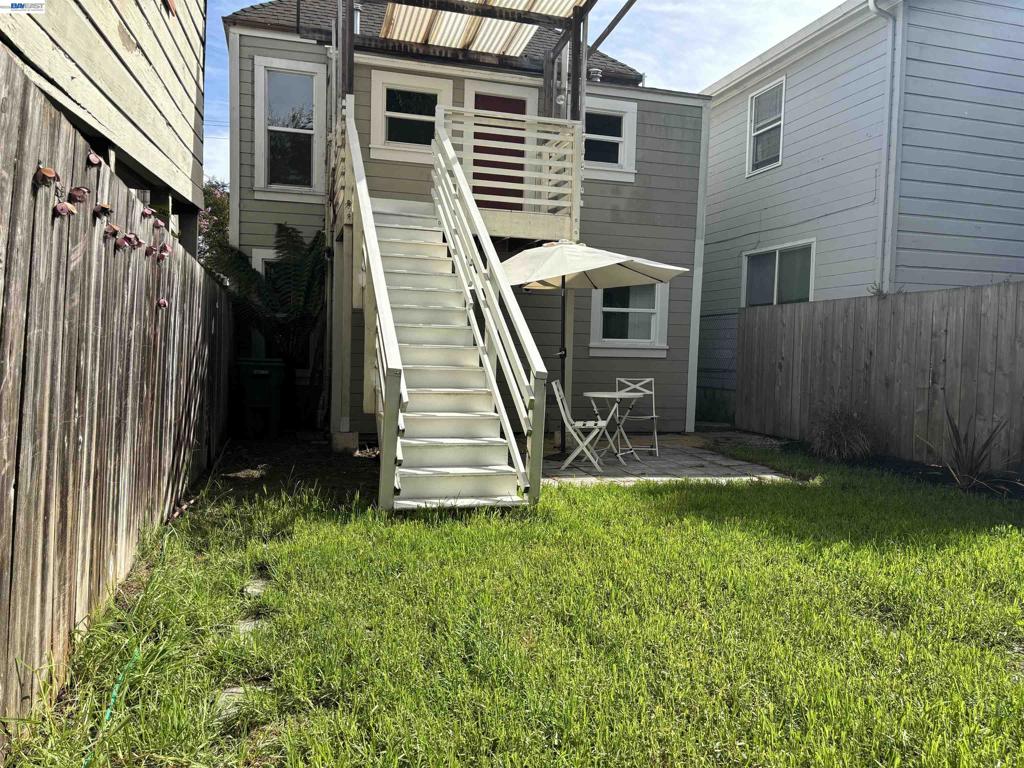 1221 Campbell Property Photo 48
