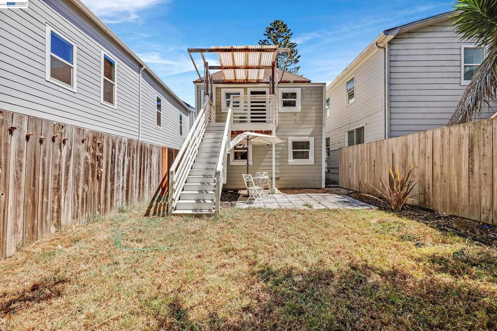 1221 Campbell Property Photo 56