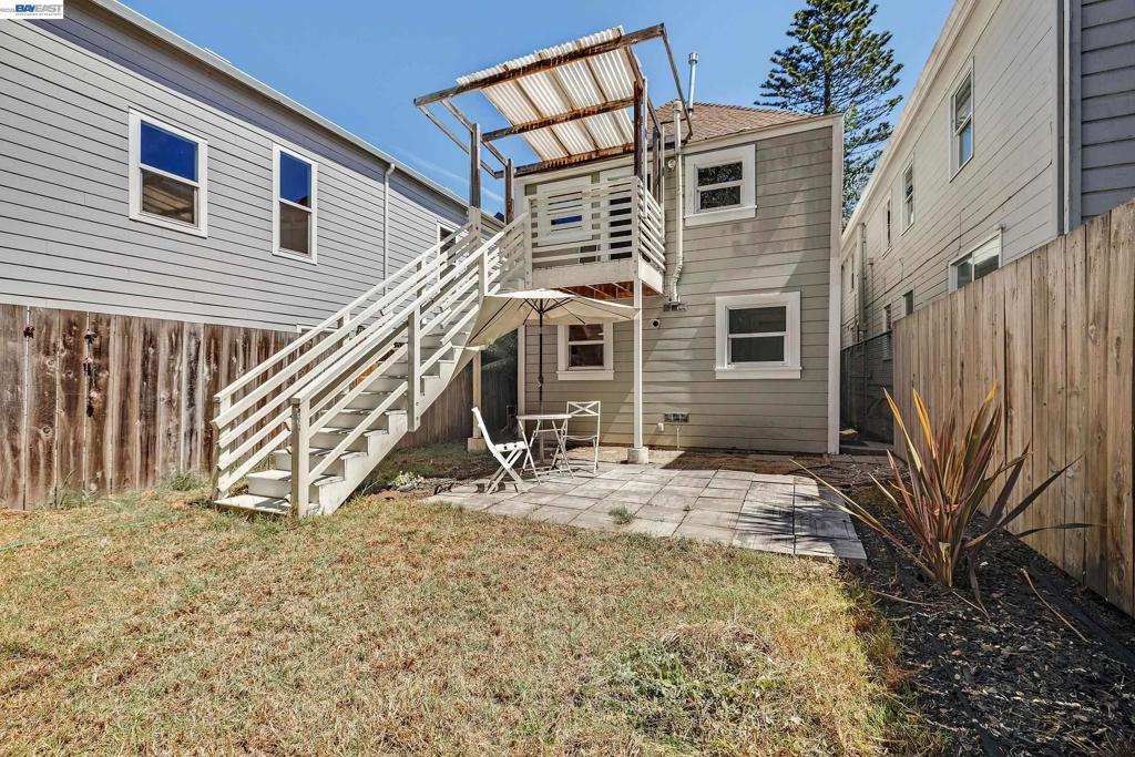 1221 Campbell Property Photo 63