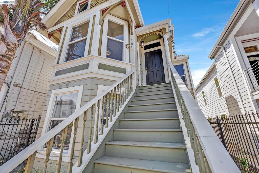 1221 Campbell Property Photo 66
