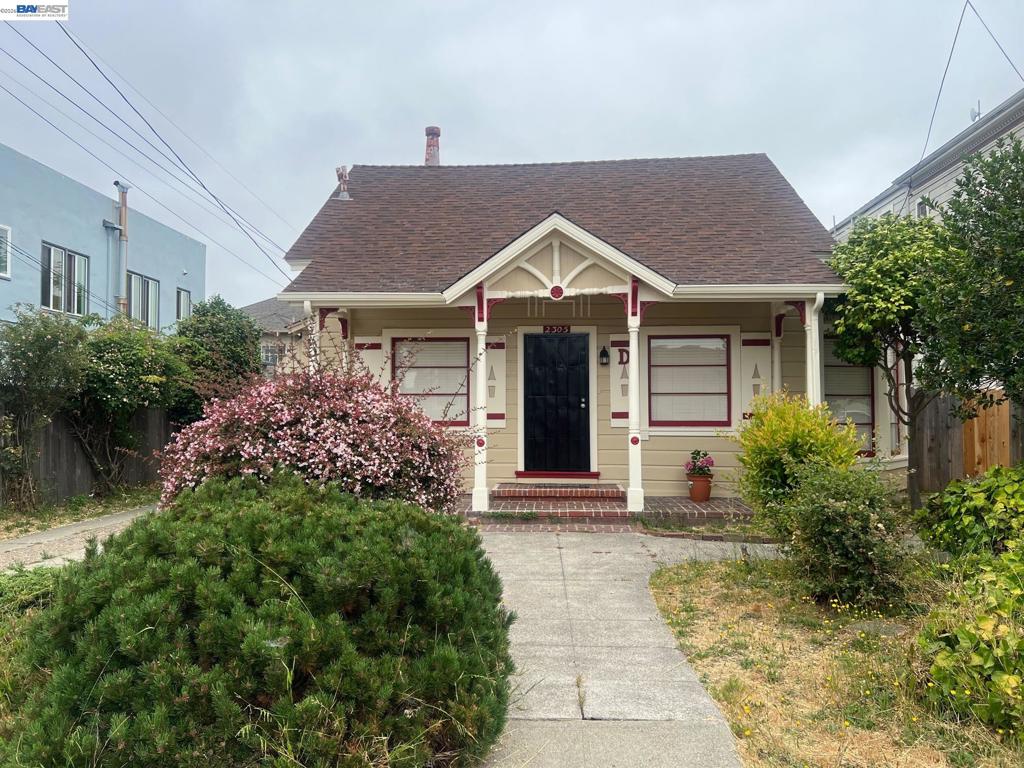 2305 San Jose Ave Property Photo 2