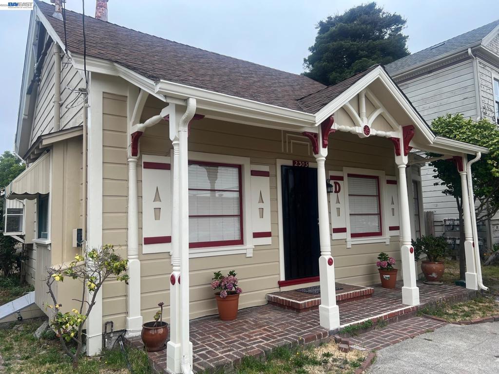 2305 San Jose Ave Property Photo 5