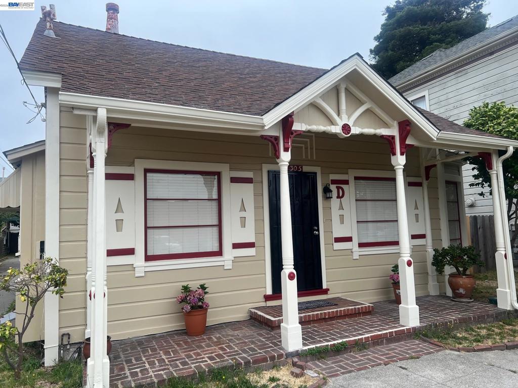 2305 San Jose Ave Property Photo 6