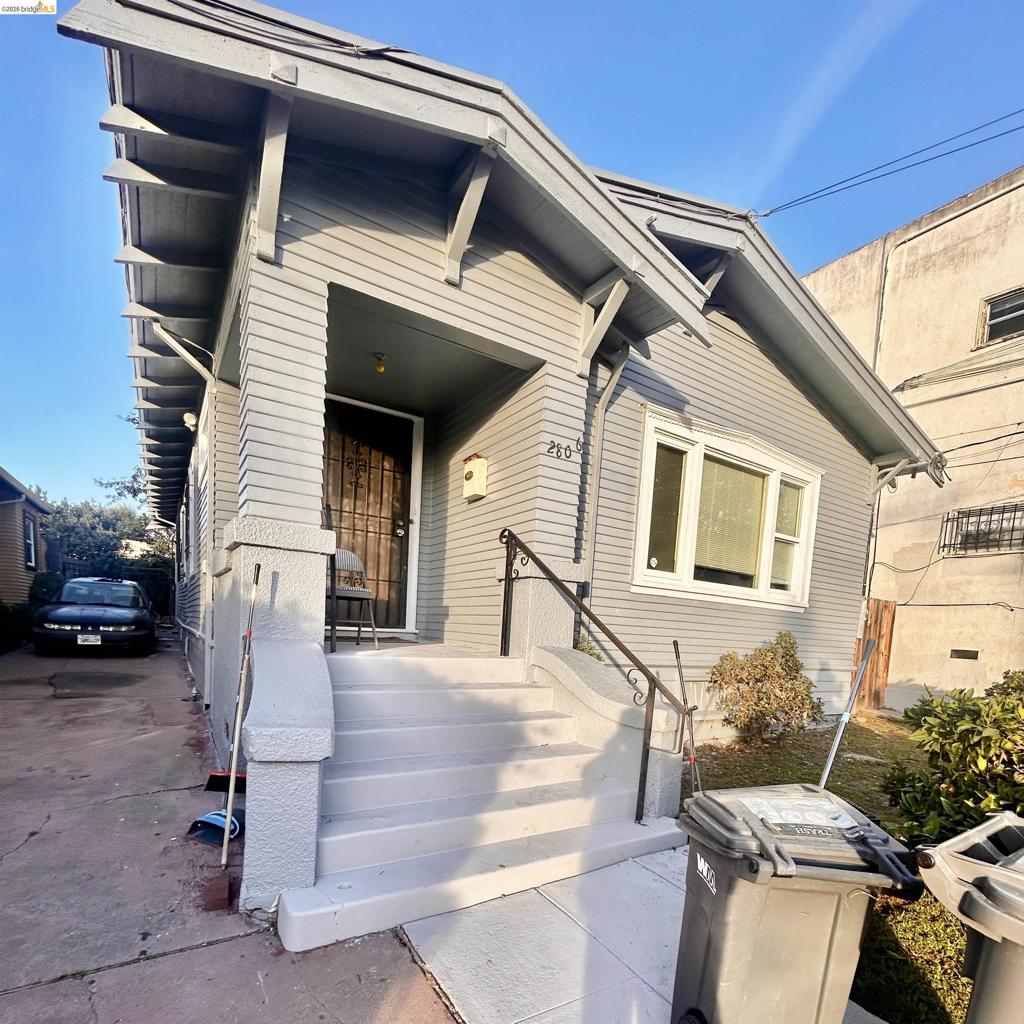 2806 Foothill Blvd Property Photo 2