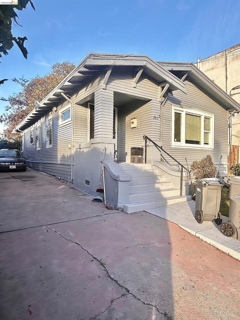 2806 Foothill Blvd Property Photo 4