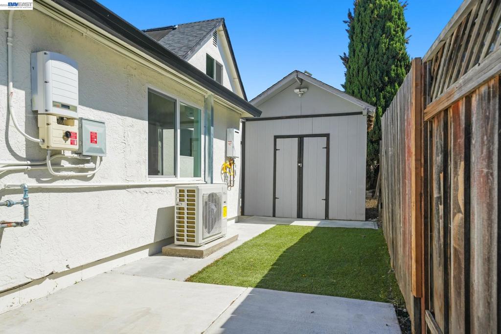 6242 Montcalm Ave Property Photo 40