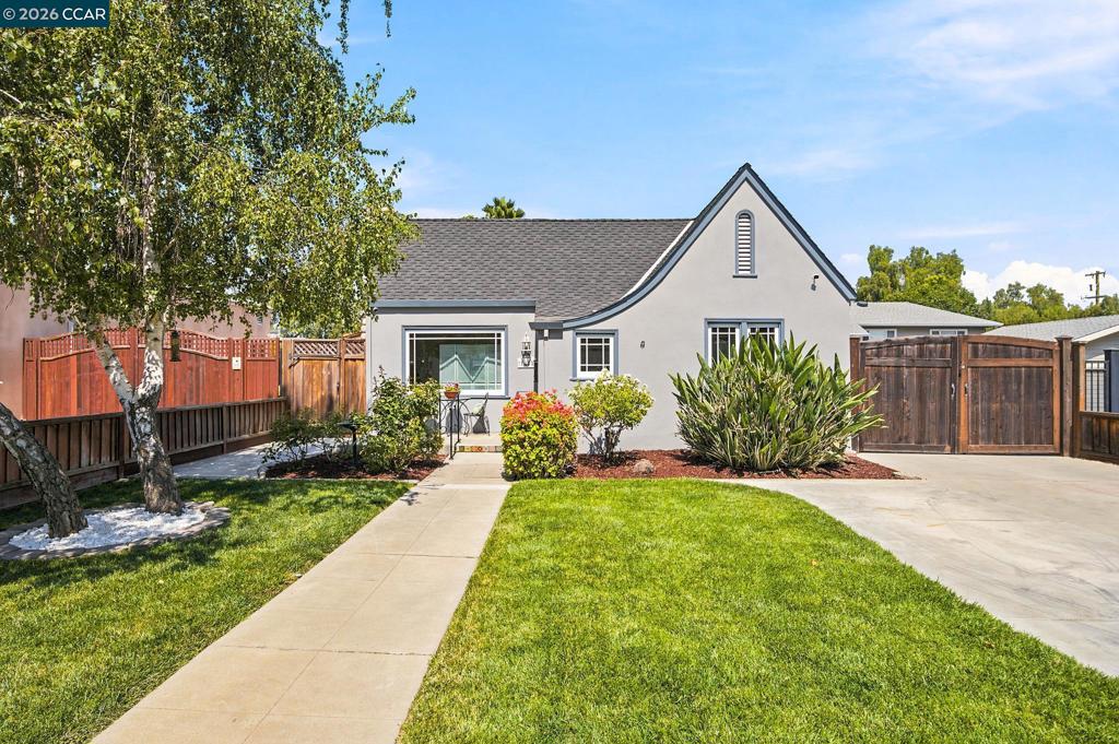 1455 Mckendrie St Property Photo