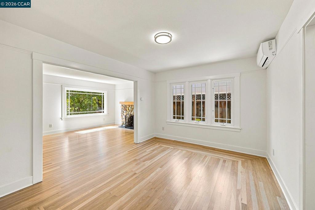 1455 Mckendrie St Property Photo 13