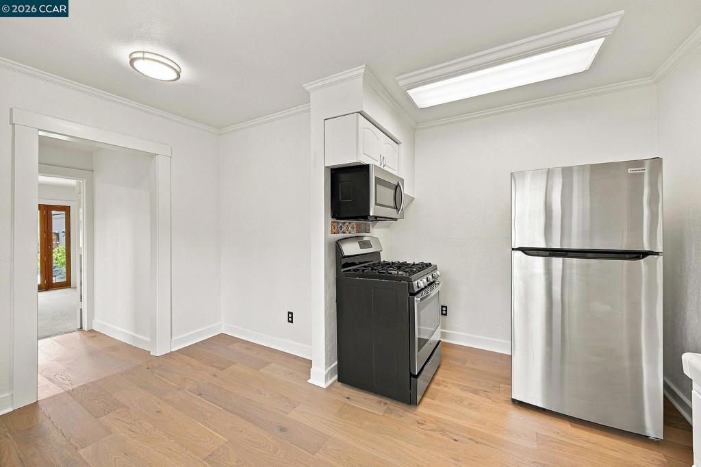 1455 Mckendrie St Property Photo 19