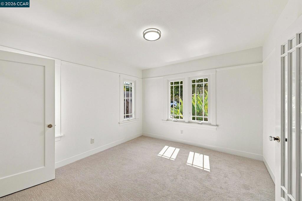 1455 Mckendrie St Property Photo 20