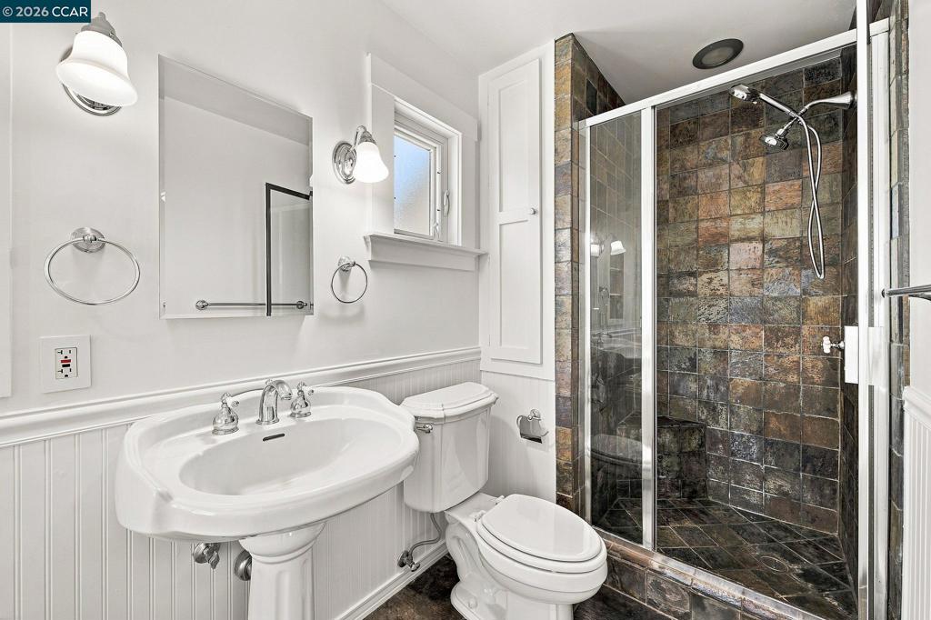 1455 Mckendrie St Property Photo 29