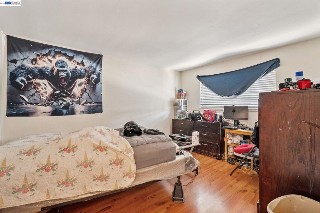10997 Hirschfeld Property Photo 4
