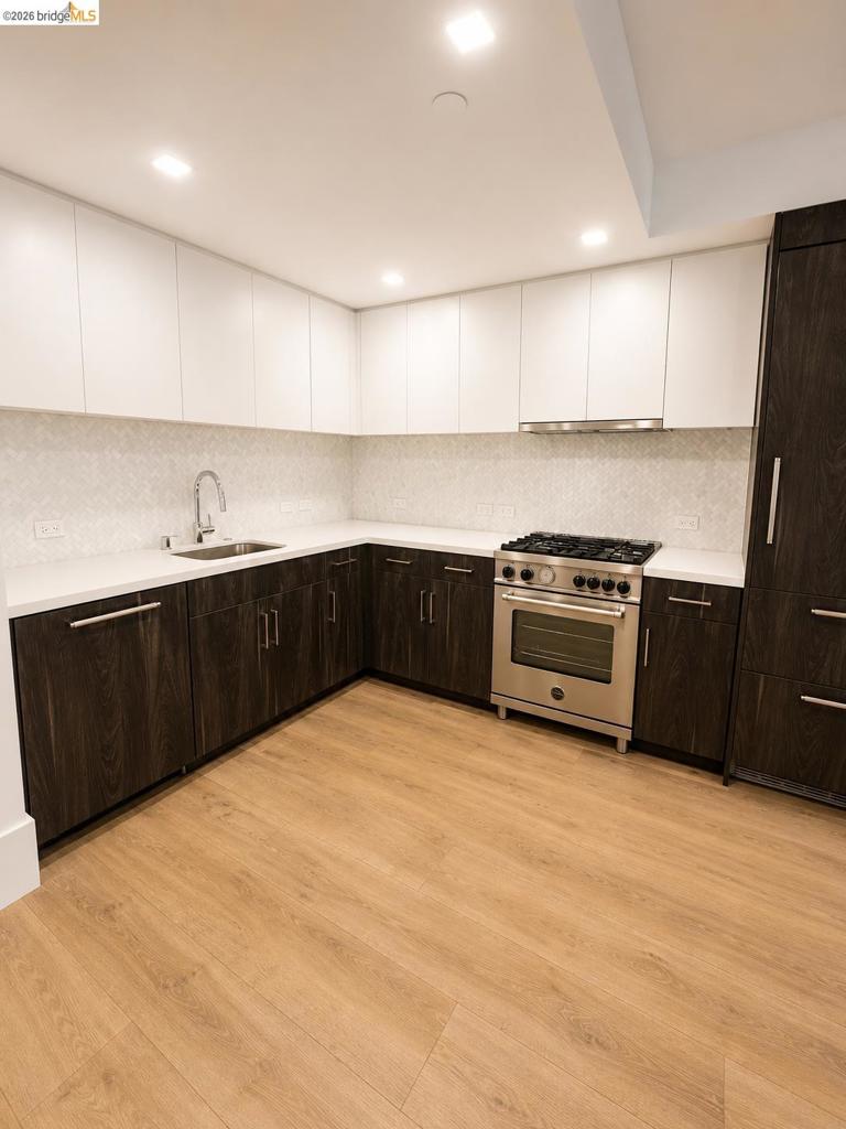 1288 Howard St 322 Property Photo 9