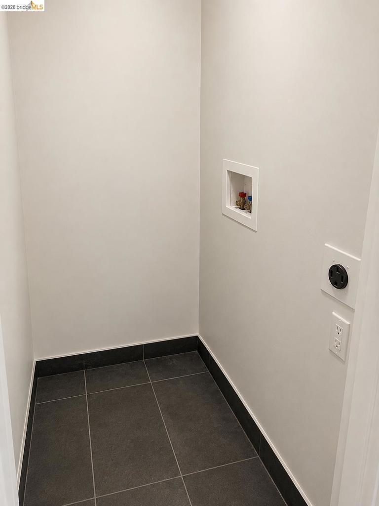 1288 Howard St 322 Property Photo 18