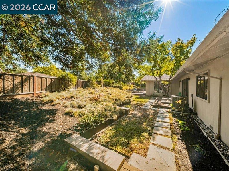 8 Dunsmoor Ct Property Photo 53