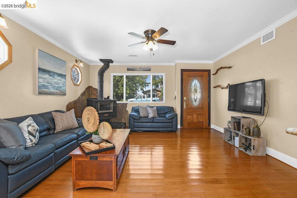 5108 Sandmound Blvd Property Photo 10