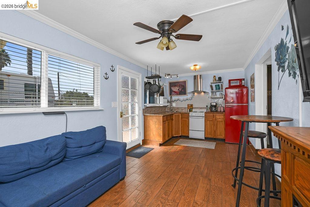 5108 Sandmound Blvd Property Photo 24