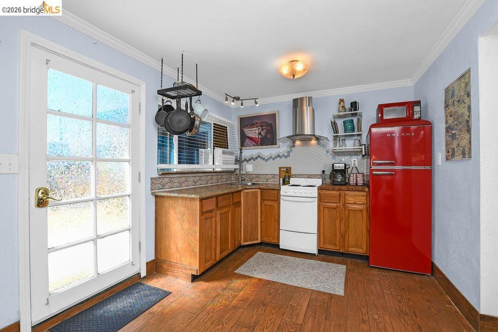 5108 Sandmound Blvd Property Photo 27