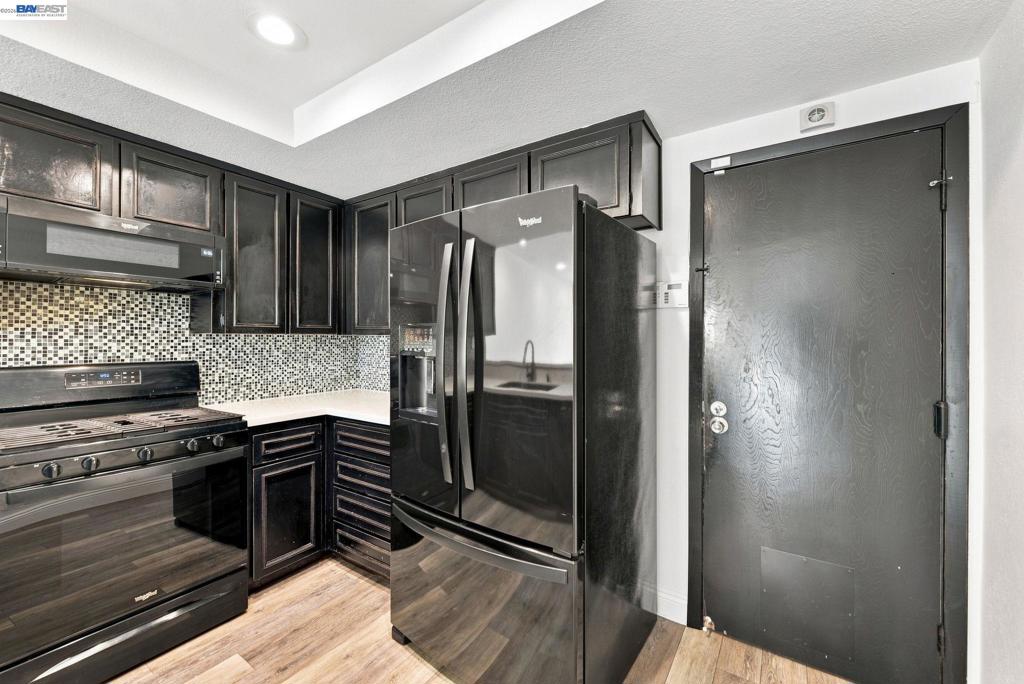2423 Blackpool Ln Property Photo 13