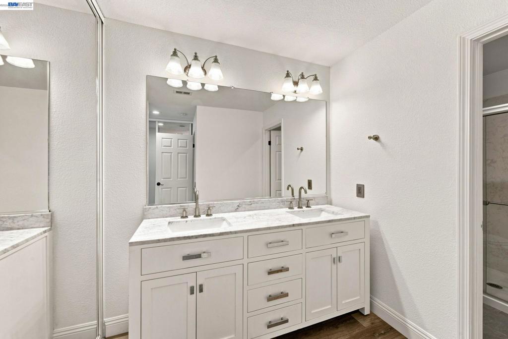 2423 Blackpool Ln Property Photo 20