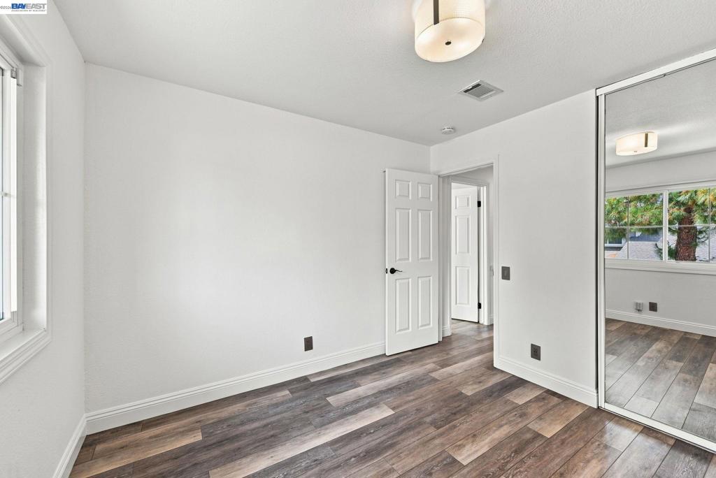 2423 Blackpool Ln Property Photo 28